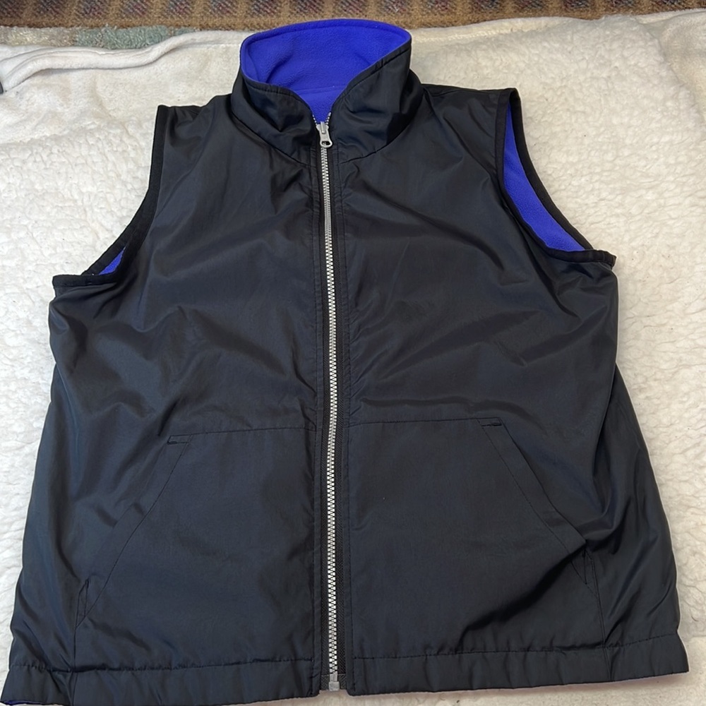 St. John’s Bay Reversible Vest- purple fleece one side and Black nylon other. - Picture 4 of 4